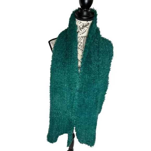 I.n.c. International Concepts Women's Faux-Fur Scarf, Teal, One Size - Picture 2 of 4